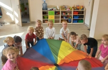 Zabawy z chusta animacyjna