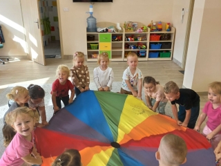 Zabawy z chusta animacyjna