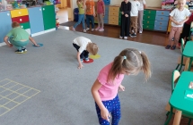 Ruchowe zabawy z kropkami