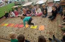 dzien praw dziecka grupa VII zabawy z pilka zabawy kreatywne (1)