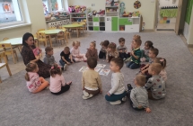 dzieci z gr. II Obchodza Dzien Praw Dziecka