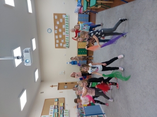 Zabawy muzyczno -ruchowe