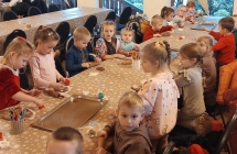 Wyrabianie ciasta na pierniki (2)