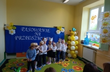 Dzieci w inscenizacji wiersza j. Tuwima Rzepka