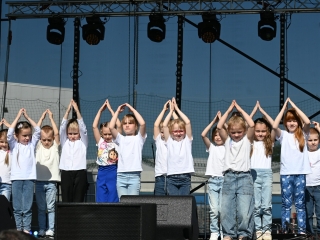 Pieciolatki z gr. V podczas wystepu