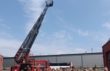 dzieci na tle wyciagu strazackiego