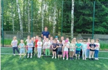 Dzieci z gr. VI z medalami po olimpiadzie.