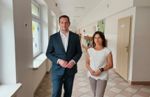 WKO dr Igor Bykowski i dyrektor przedszkola