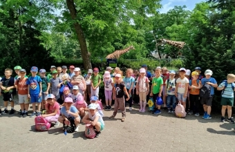 dzieci na wycieczce w zoo (5)