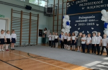 10 Wspolny wystep dzieci piecio i szescioletnich.