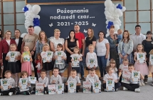 Wspolna fotografia dzieci z rodzicami