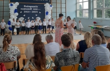 Zakonczenie gr.7 dzieci wystepuja  (1)
