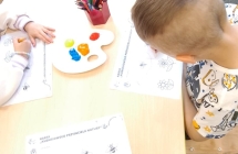 Zajaczki wykonnuja zadania z misji