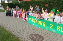 Przedszkolaki podczas happeningu.