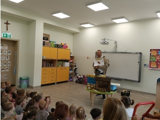 Poznajemy budowe pszczoly