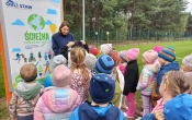 Szesciolatki z p. przewodnik na sciezce edukacyjnej.