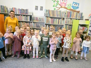 Wspolna fotografia z pania bibliotekarka