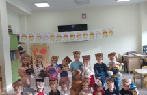 5. Zdjecie grupowe z misiami (1)