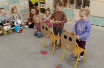 Zabawa w zwijanie makaronu