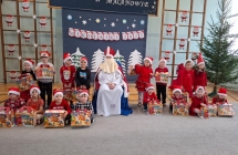 Wiewioreczki z grupy VII z Biskupem Mikolajem.