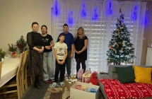 Przekazanie dar+-w w Domu Dzieci i M+eodzie+-y w Kaczkach +Ürednich.