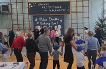 Wspolna zabawa Sowek z Dziadkami