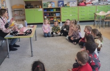 Odwiedziny stylistki paznokci w grupie Wiewioreczki