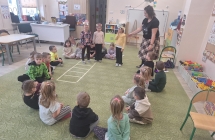 Inscenizacja do wiersza +¬uk