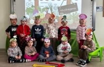 Inscenizacja Na straganie w wykonaniu S+-wek