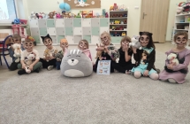 Kotki obchodza Dzien Kota