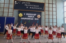 Dzieci  grupy VI tancza