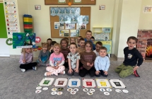 Sowki wiedza, zeby dbac o nasza Planete trzeba segregowac odpady