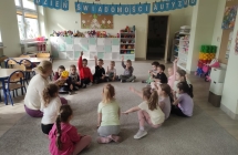 dzien swiadomosci autyzmu w gr. V(2)