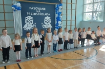 10. Dzieci recytuja wiersz.