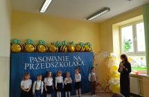 Akt pasowania i wreczenia dyploow - grupa X