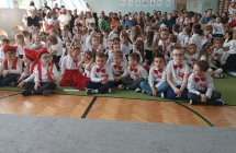 Widzowie  VI Gminnego Przegladu Tworczosci Patriotycznej Przedszkolakow