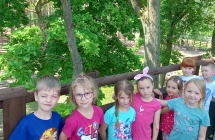 Dzieci na platformie widokowej