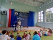Dzieci podczas warsztatow z cieglego azotu