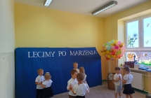 Dzieci z grupy X podczas tanca do utworu Carnivalito