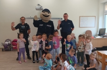 Spotkanie z maskotka policji Pyrkiem