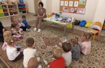 Pani doktor i dzieci z gr. I podczas spotkania.