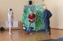 biblioteka, policjant 041