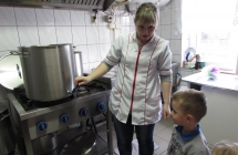 zdjecia  grupa I - kuchnia 023