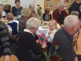 27604401_1967542233509383_2131337315_o